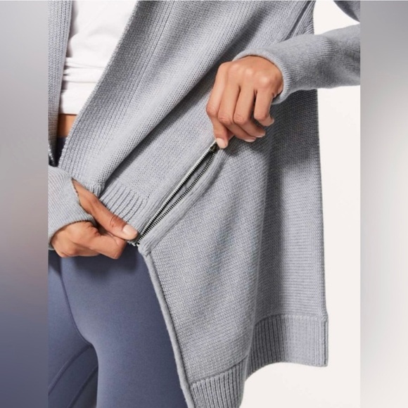 Lululemon Wrap It Up Sweater in Navy Blue. - Picture 2 of 9